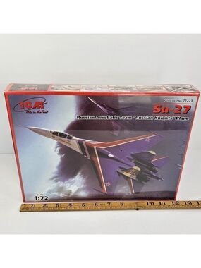 SEALED ICM Su-27 Russian Knights Plane Model Kit 1:72 No. 72223 Made In Ukraine